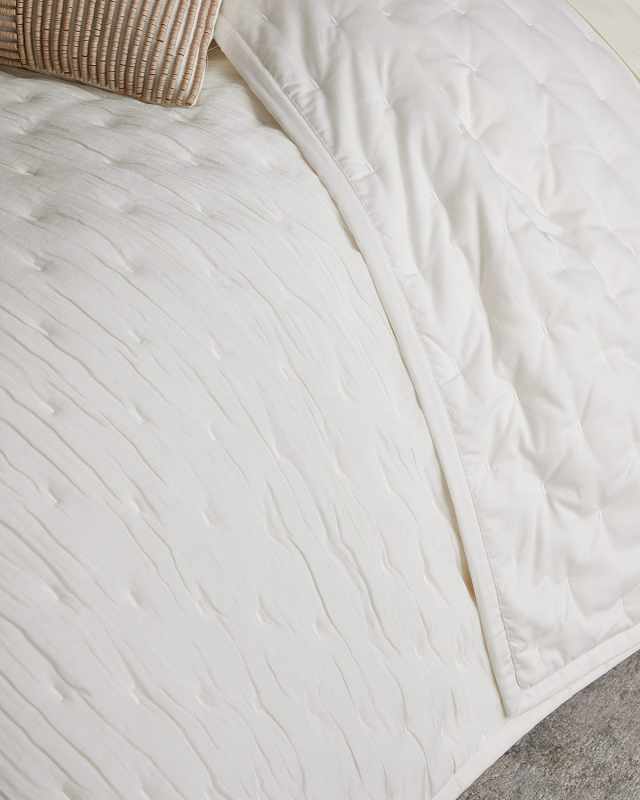 Meditate Quilt,